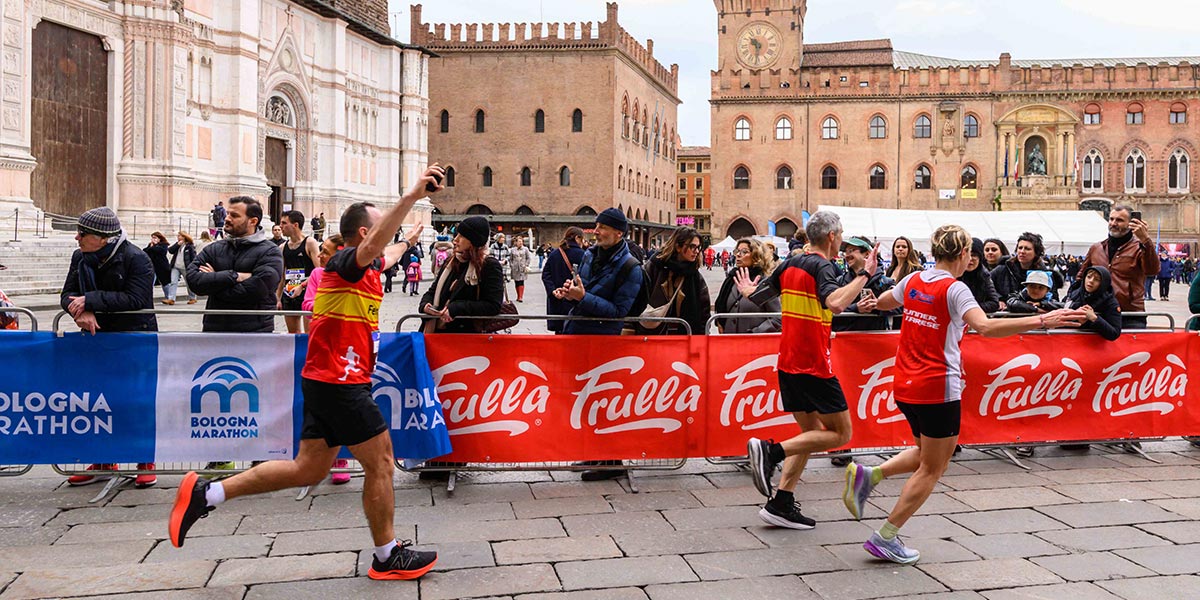 Natura Nuova e Frullà protagonisti della Maratona di Bologna